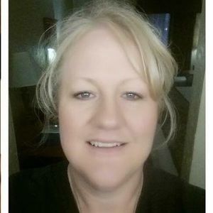 Meet your Posher, Becky